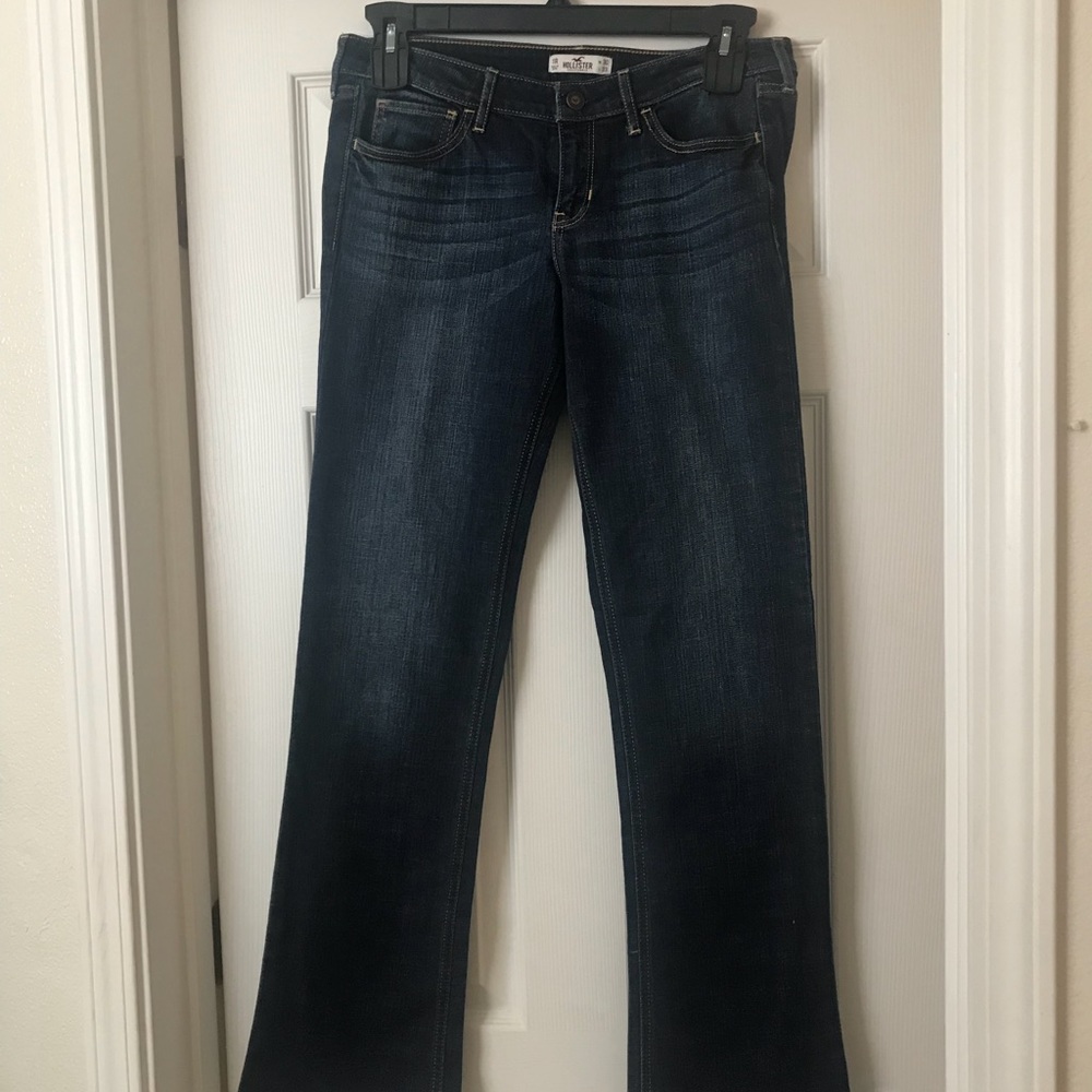 Women’s hollister jeans size and 11